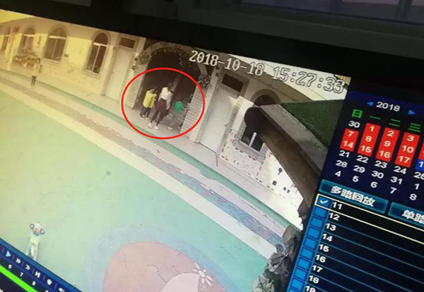 5歲女童為什么多吃一個糖包會被老師罰站？